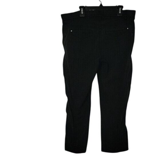 CHICO'S Black‎ Cropped Pants With Button Details & Pockets Womens Size 10 Casual - Picture 5 of 8